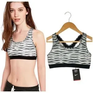 Nike criss cross top best sale